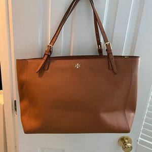 Tory Burch Robinson Tote